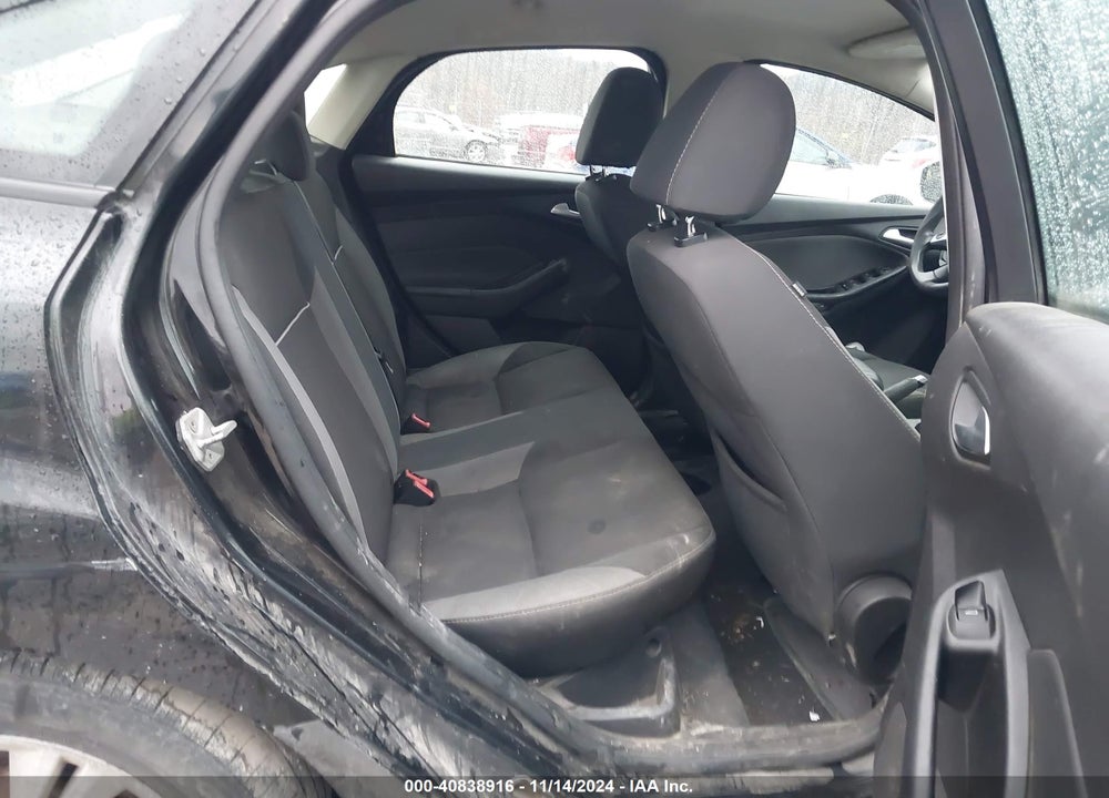 2014 FORD FOCUS VIN: 1FADP3F29EL106448