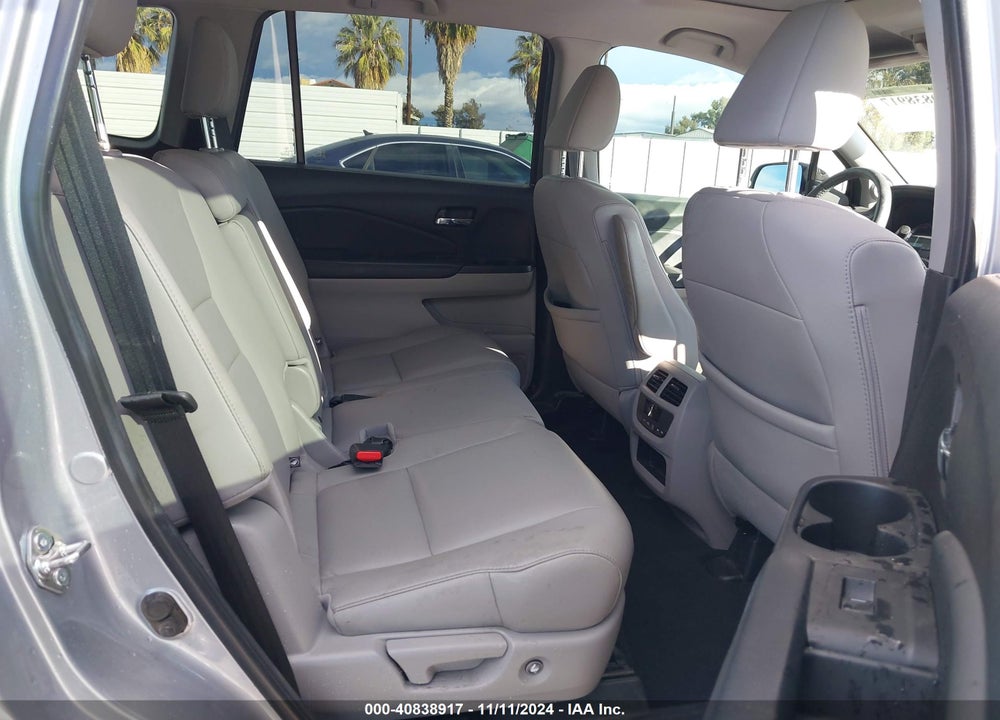 2018 HONDA PILOT EX-L VIN: 5FNYF6H54JB011901