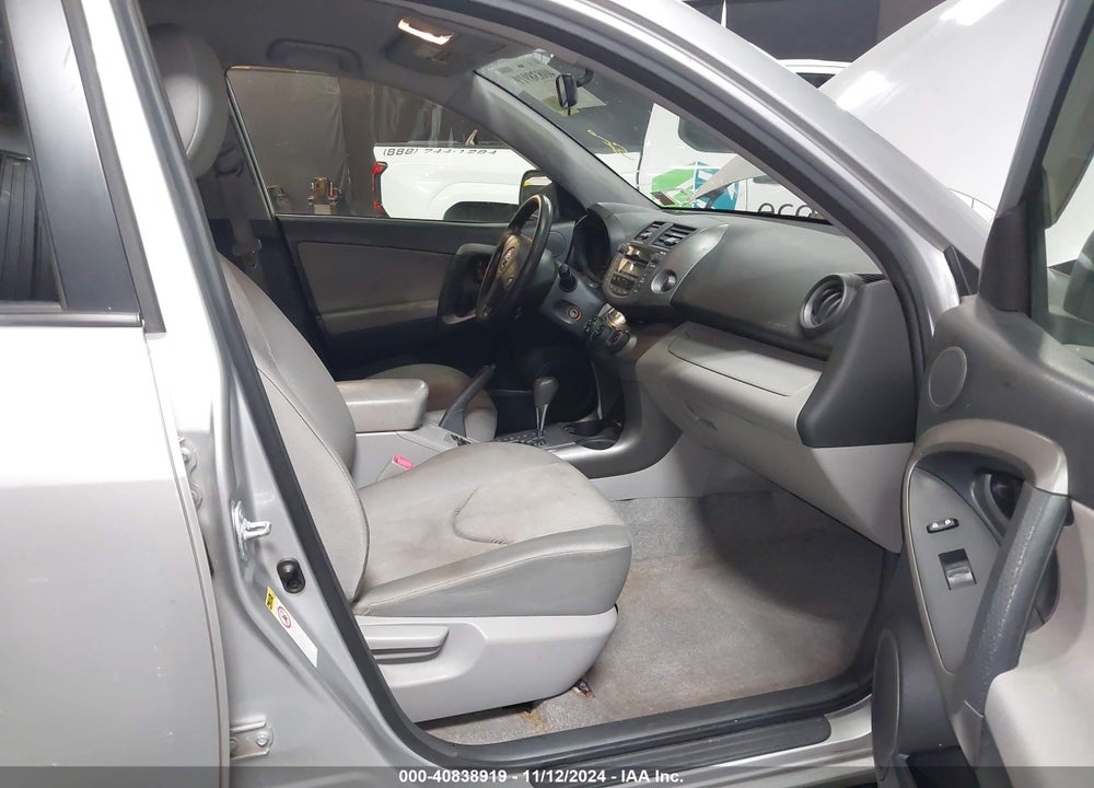 2010 TOYOTA RAV4 VIN: JTMBF4DV7AD031051