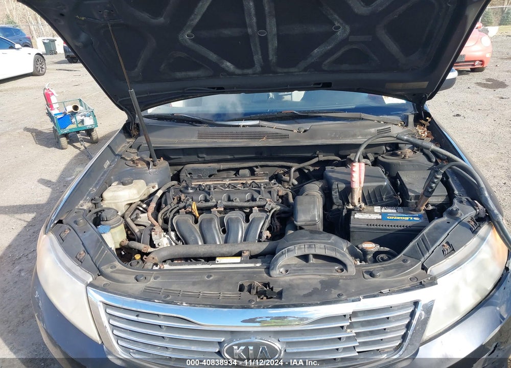 2009 KIA OPTIMA LX VIN: KNAGE228595312651