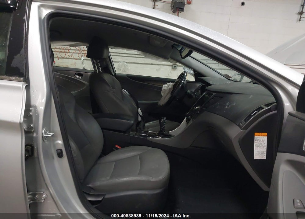 2013 HYUNDAI SONATA HYBRID LIMITED VIN: KMHEC4A40DA075587