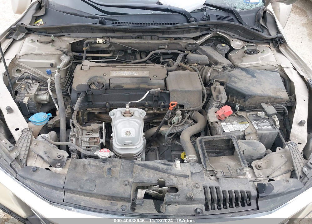 2016 HONDA ACCORD VIN: 1HGCR2F32GA022815