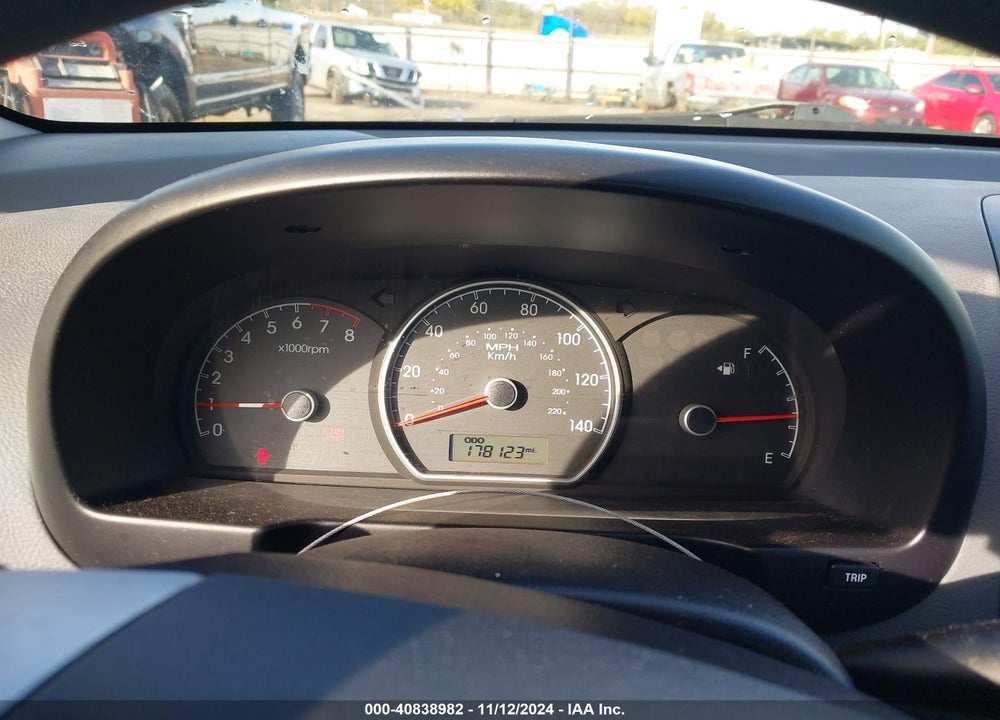 2009 HYUNDAI ELANTRA VIN: KMHDU46D89U669495