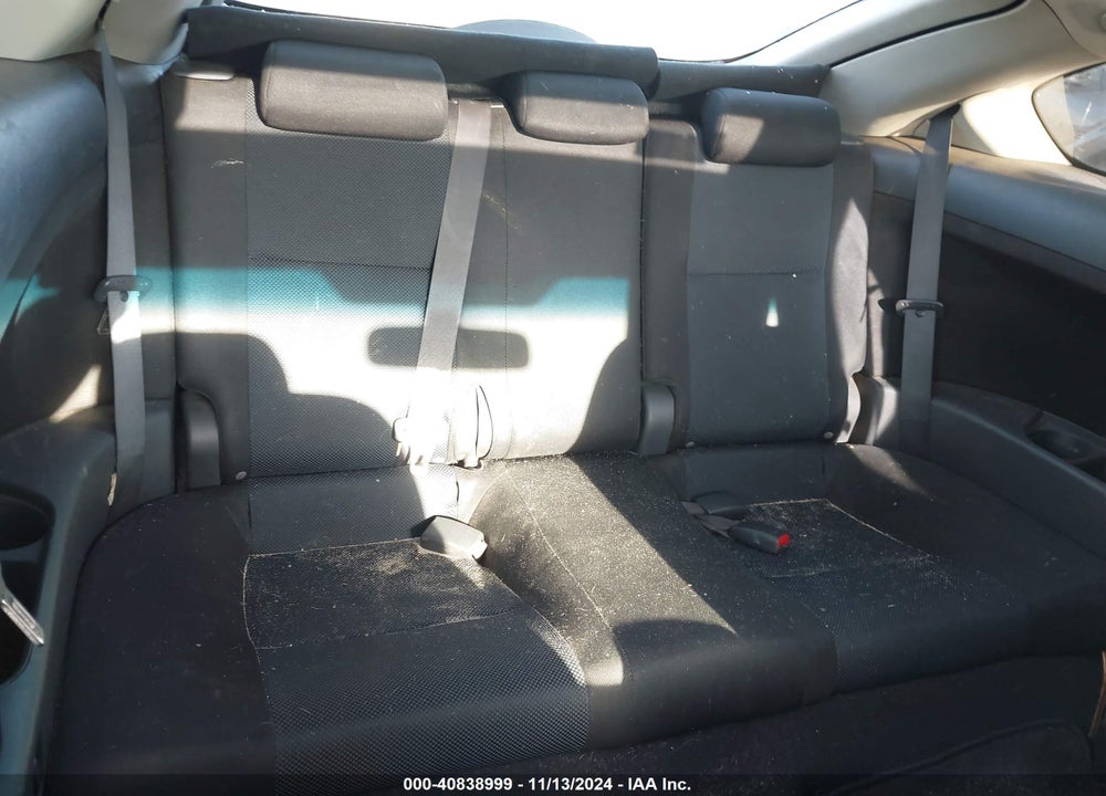 2005 SCION TC VIN: JTKDE177350037703