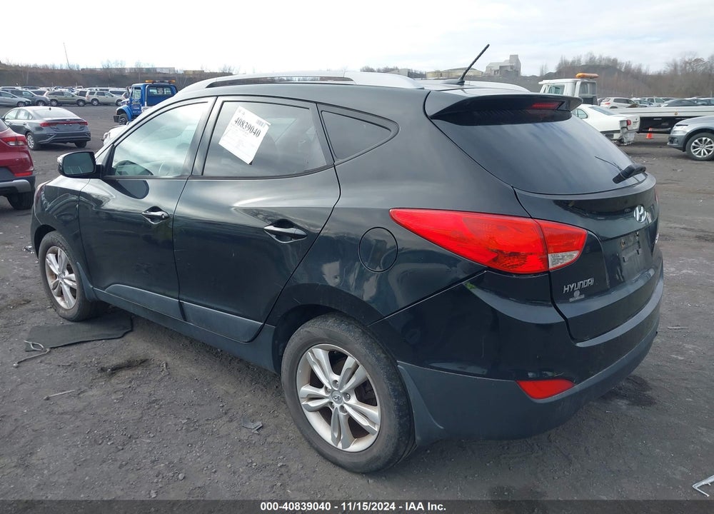 2012 HYUNDAI TUCSON GLS VIN: KM8JU3AC7CU494501
