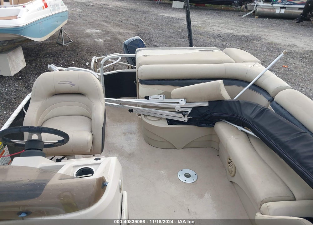 2014 BENNINGTON BOAT VIN: ETW96024J314