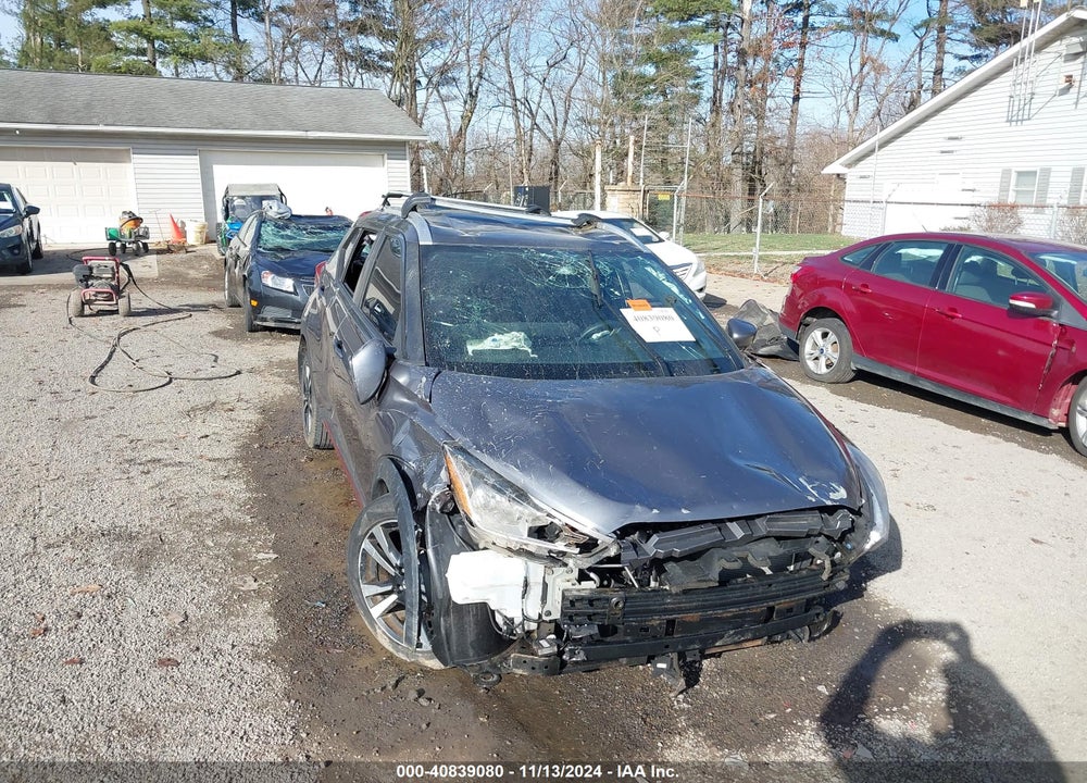 2019 NISSAN KICKS SV VIN: 3N1CP5CUXKL506996