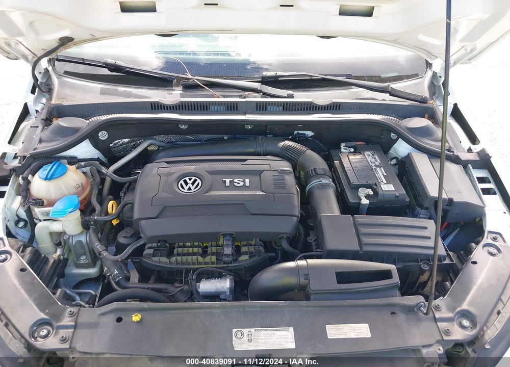 2015 VOLKSWAGEN JETTA VIN: 3VWD07AJ7FM346566