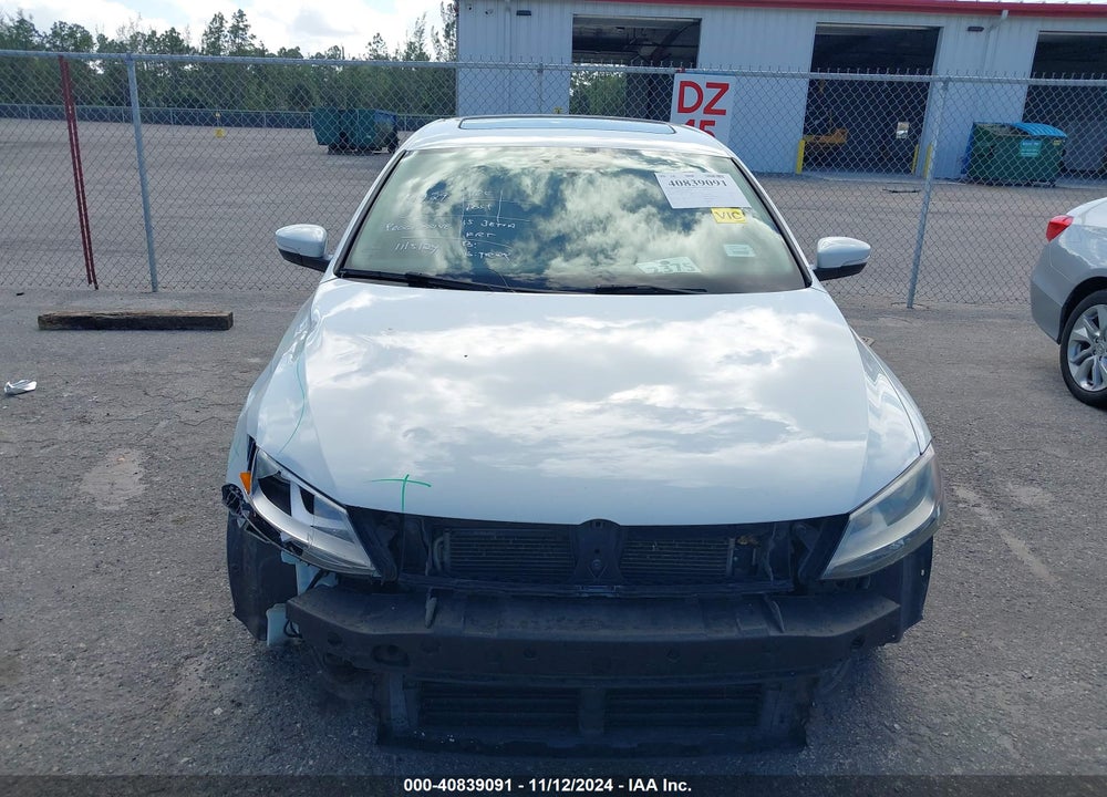 2015 VOLKSWAGEN JETTA VIN: 3VWD07AJ7FM346566