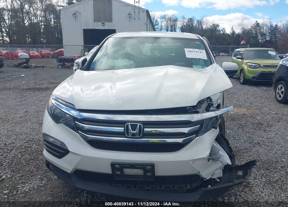2018 HONDA PILOT EX-L VIN: 5FNYF6H55JB041392