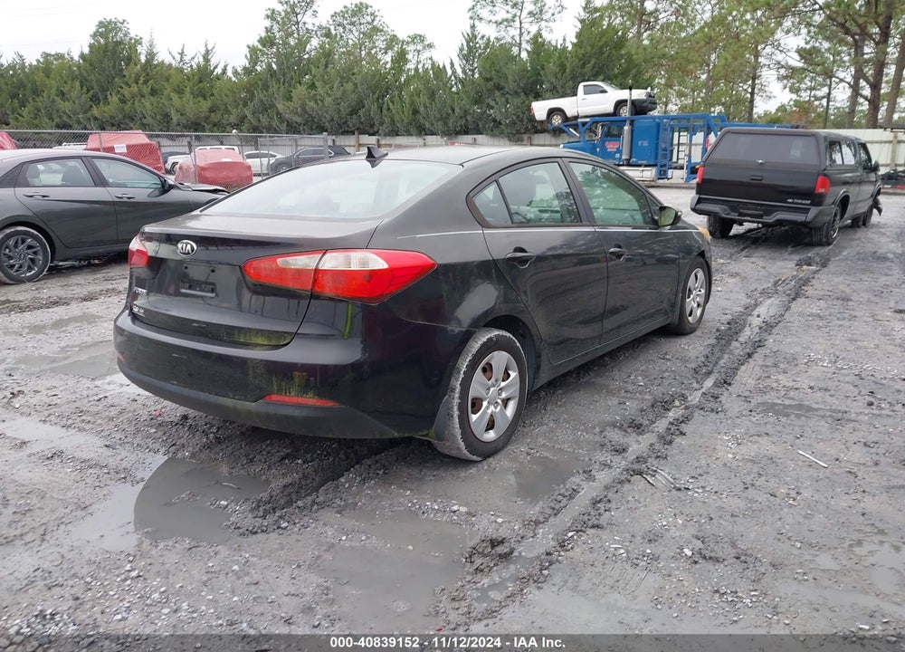 2015 KIA FORTE LX VIN: KNAFX4A63F5392786