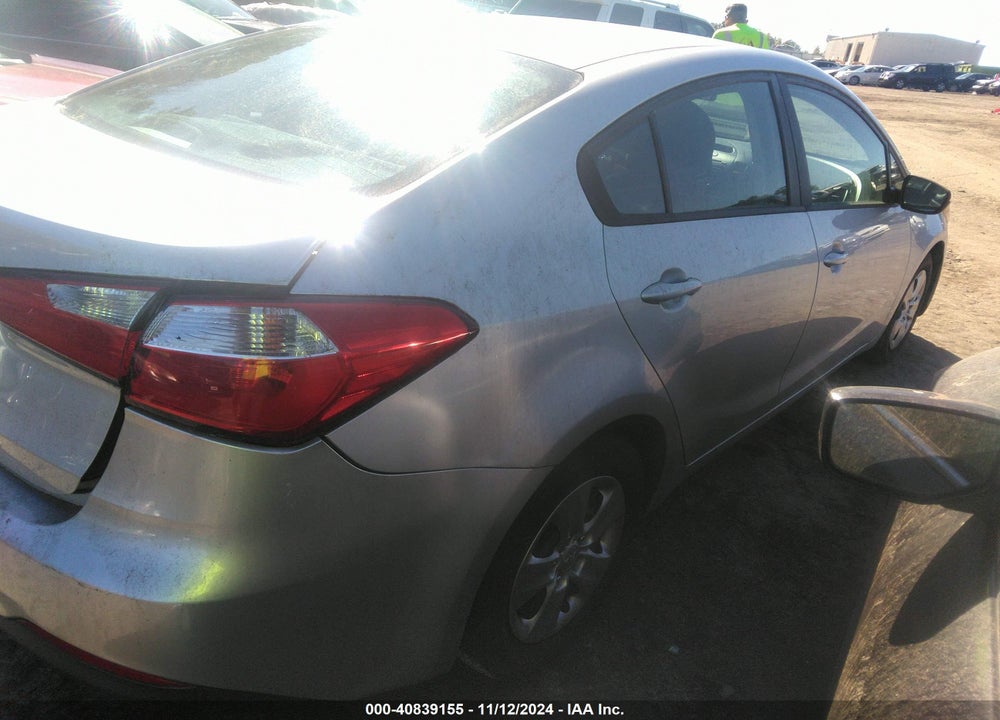 2016 KIA FORTE VIN: KNAFK4A60G5552896