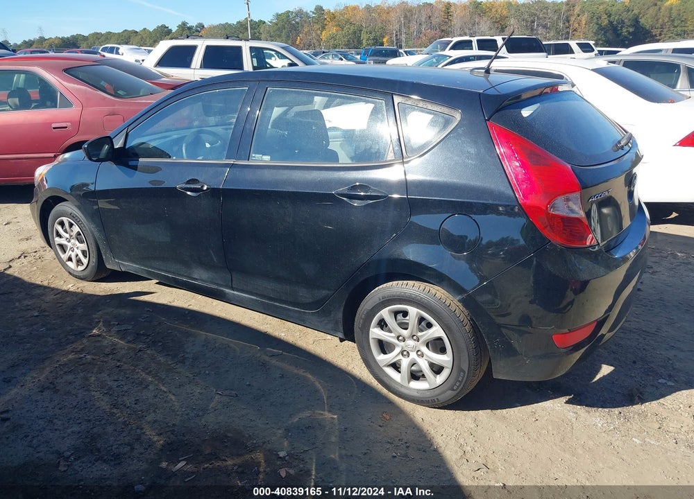 2013 HYUNDAI ACCENT GS VIN: KMHCT5AE7DU083545