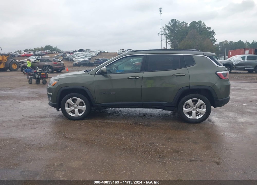 2018 JEEP COMPASS LATITUDE 4X4 VIN: 3C4NJDBB3JT283880