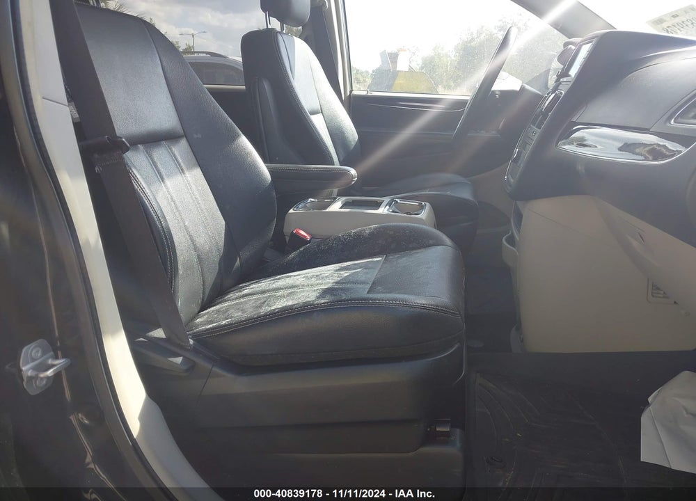 2016 CHRYSLER TOWN & COUNTRY TOURING VIN: 2C4RC1BG9GR213897