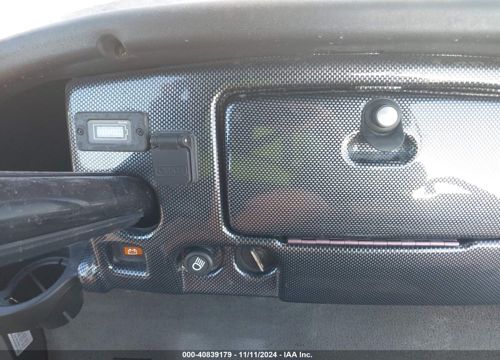 2017 GOLF CART OTHER VIN: TM1740748077