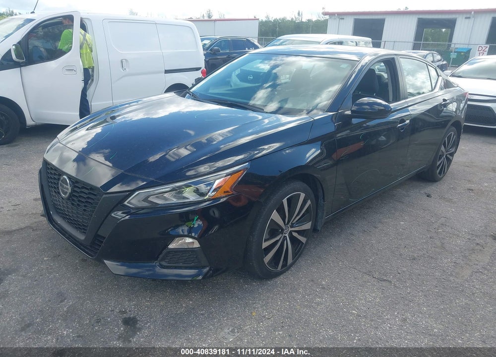 2020 NISSAN ALTIMA SR FWD VIN: 1N4BL4CV2LN305768