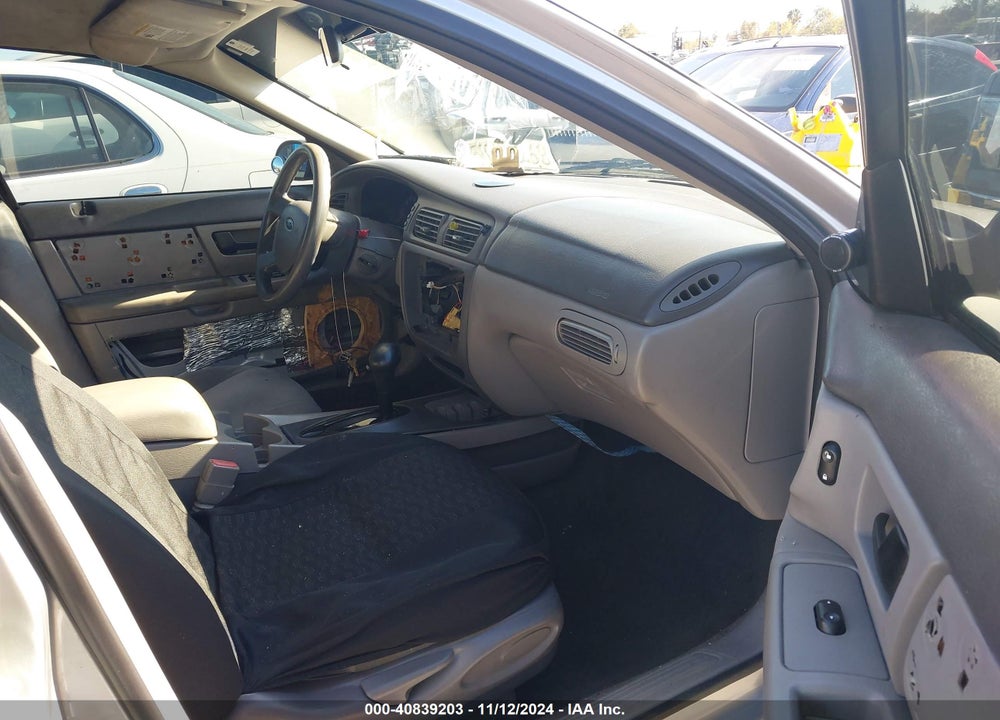 2007 FORD TAURUS SE VIN: 1FAFP53U87A111102