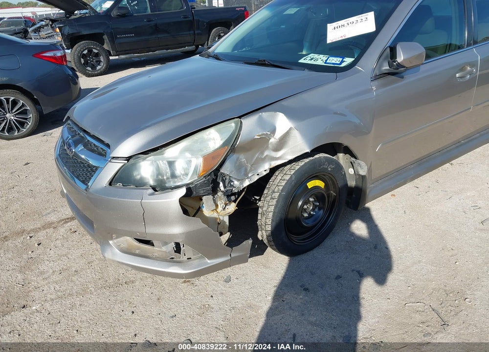 2014 SUBARU LEGACY 2.5I LIMITED VIN: 4S3BMCL61E3005101