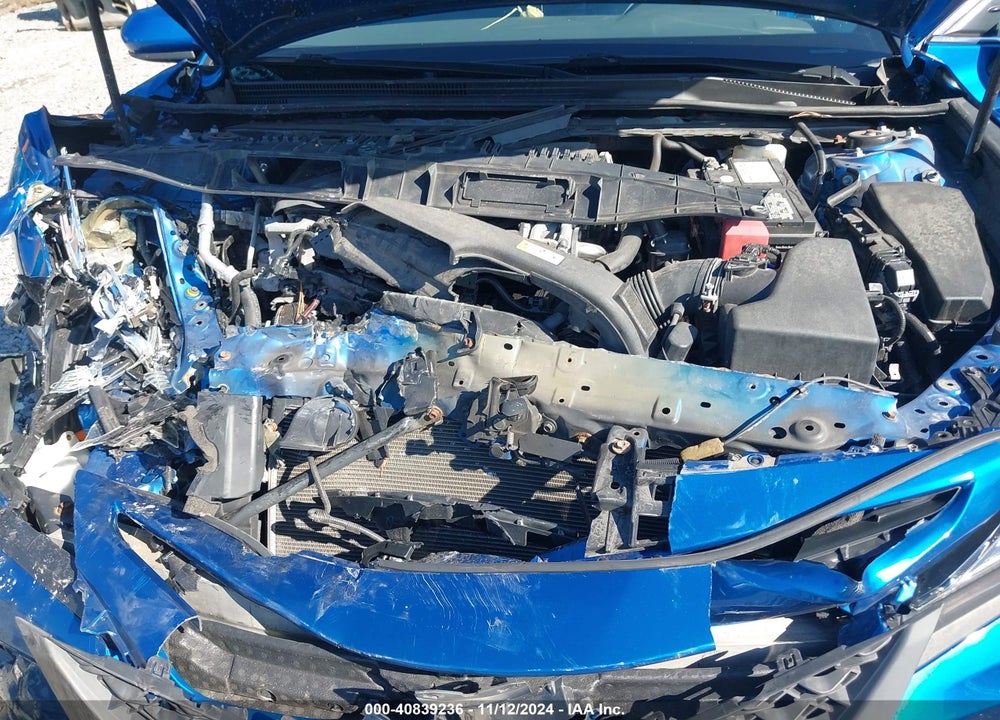 2018 TOYOTA CAMRY SE VIN: 4T1B11HK2JU024176