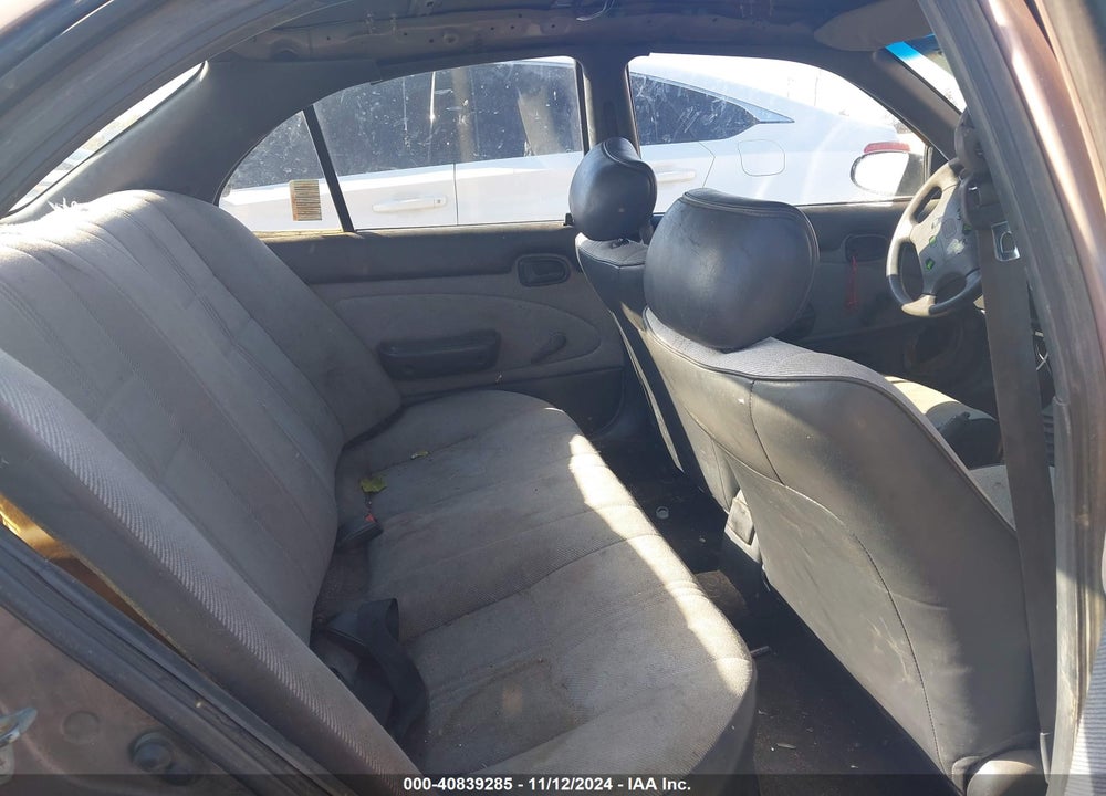 1993 GEO PRIZM LSI VIN: 1Y1SK5367PZ034969