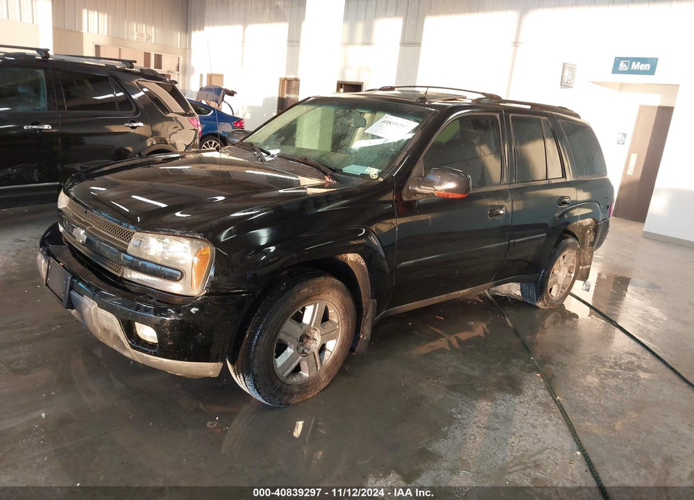 2005 CHEVROLET TRAILBLAZER LT VIN: 1GNDT13S852135452