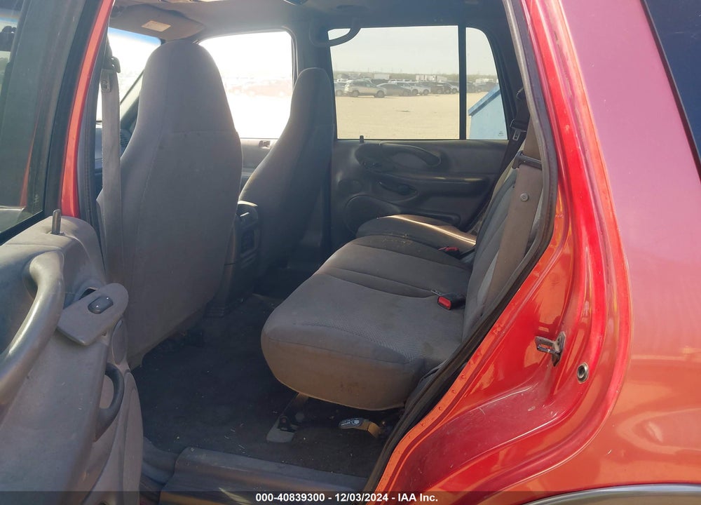 2000 FORD EXPEDITION XLT VIN: 1FMPU16L7YLC47015