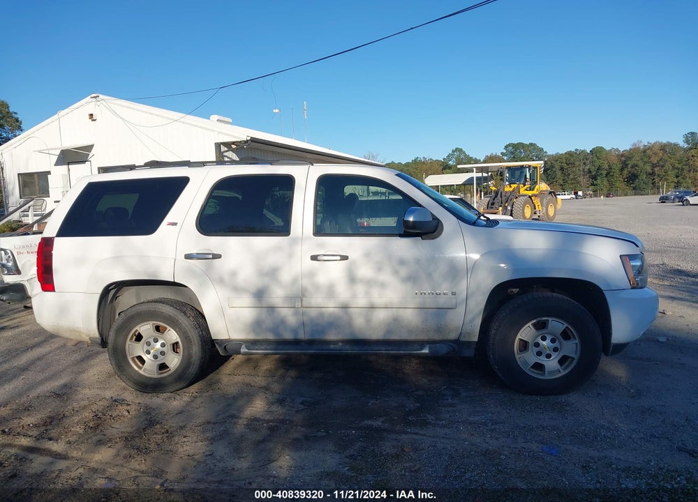 2008 CHEVROLET TAHOE LT VIN: 1GNFK13088R157148