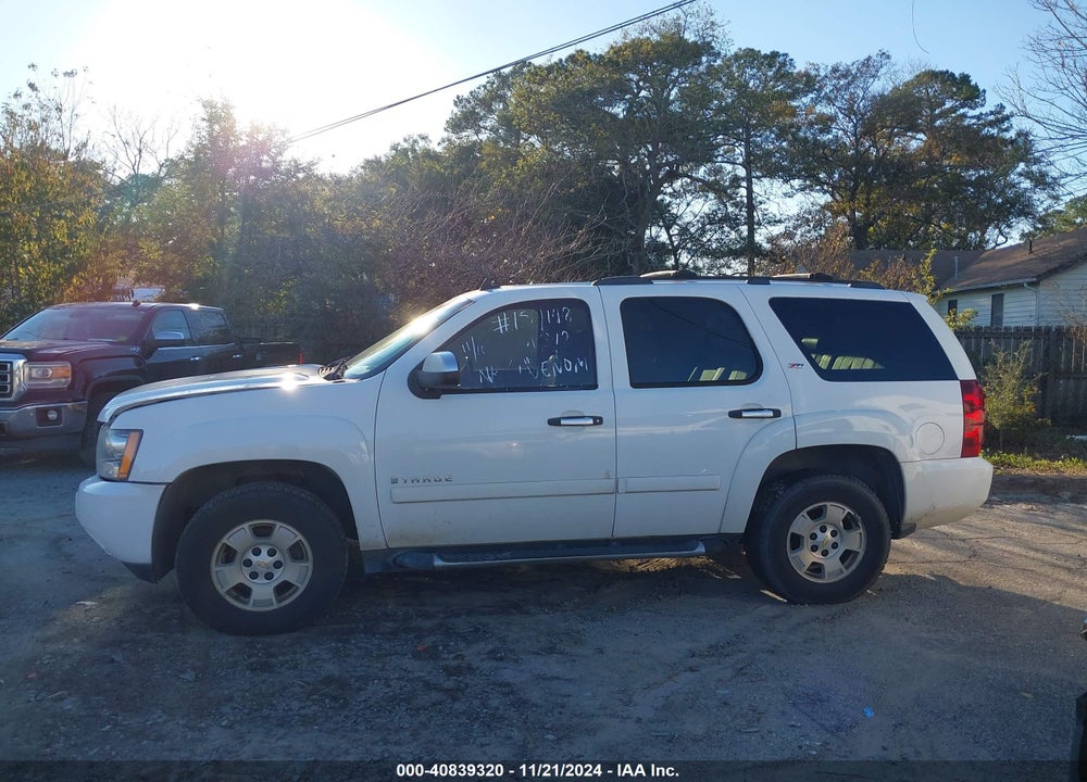 2008 CHEVROLET TAHOE LT VIN: 1GNFK13088R157148