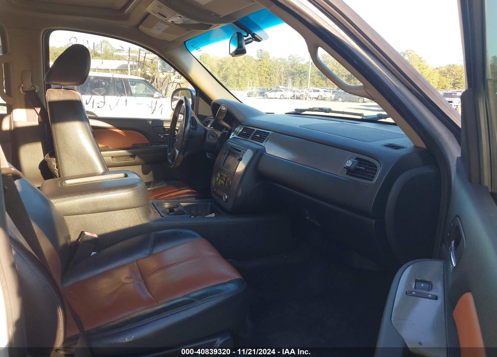 2008 CHEVROLET TAHOE LT VIN: 1GNFK13088R157148