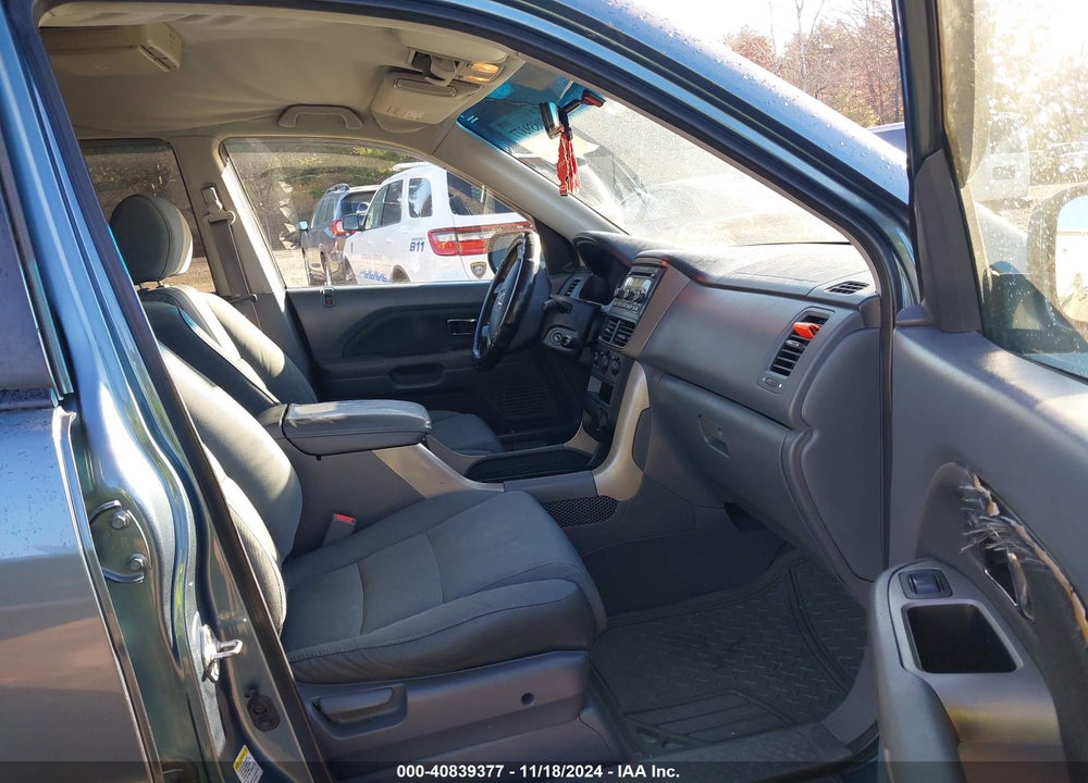 2008 HONDA PILOT VP VIN: 5FNYF18268B001373