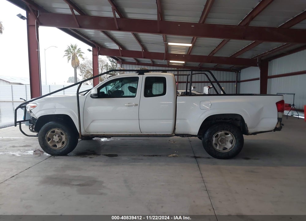 2017 TOYOTA TACOMA SR VIN: 5TFRX5GN1HX089713