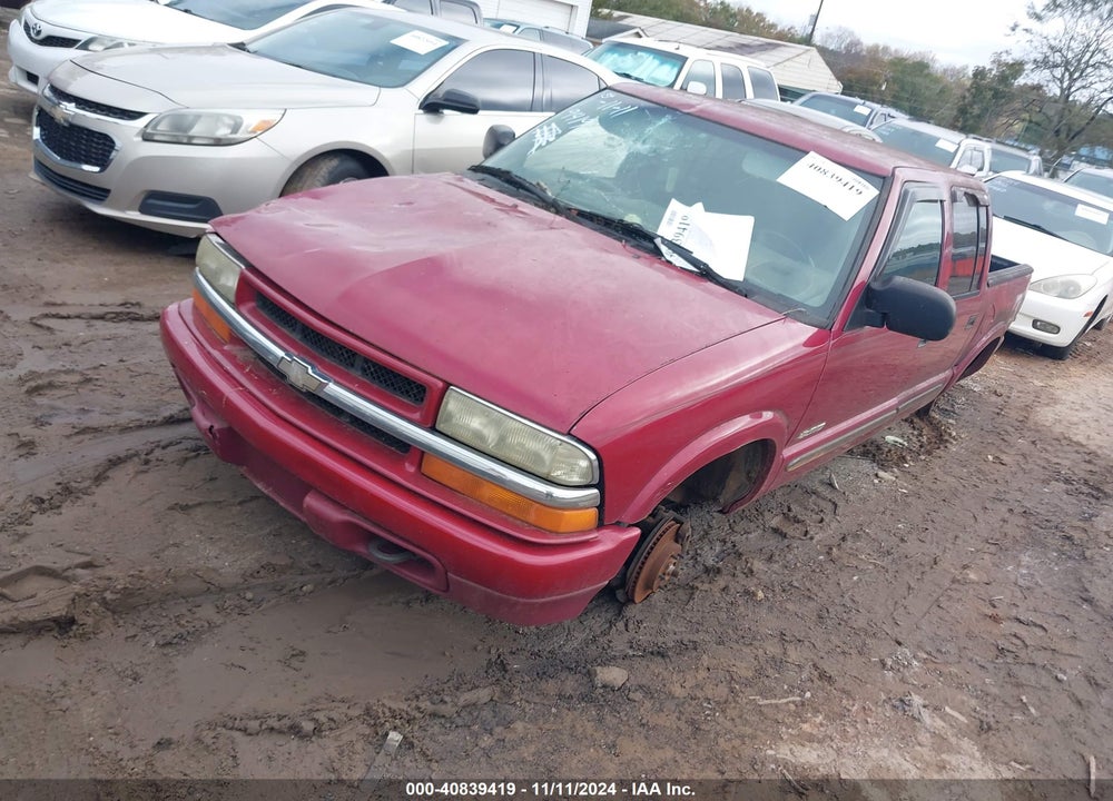 2003 CHEVROLET S-10 LS VIN: 1GCDT13XX3K171189