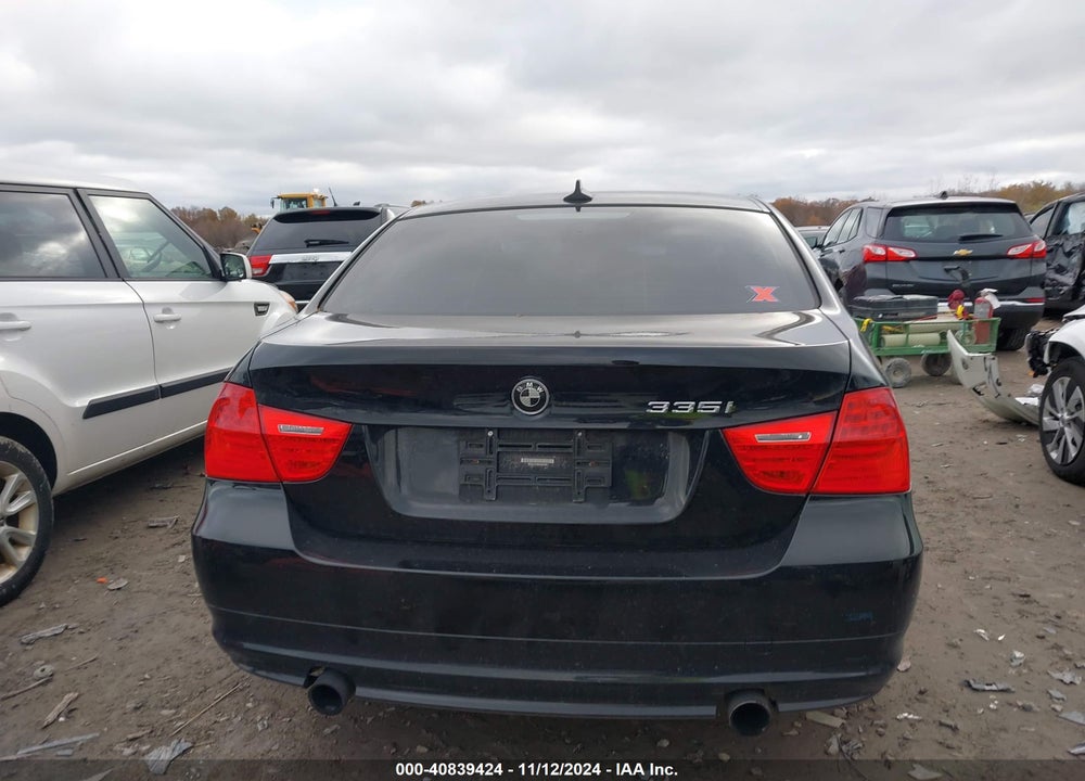 2011 BMW 335I XDRIVE VIN: WBAPL5C56BA920428