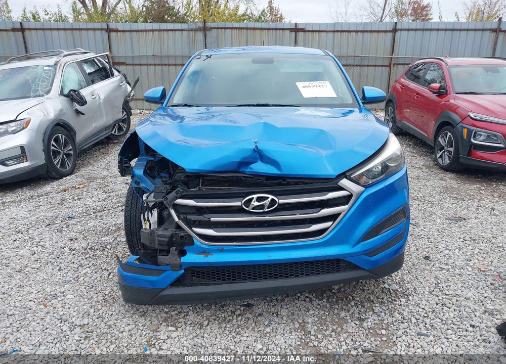 2017 HYUNDAI TUCSON SE VIN: KM8J23A41HU302852