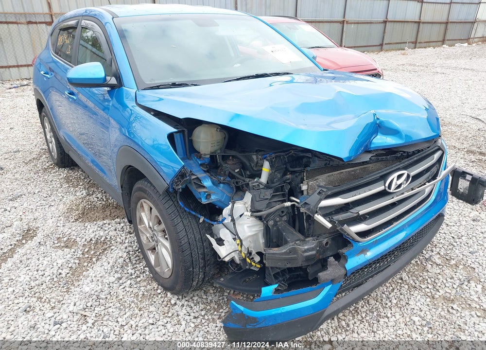 2017 HYUNDAI TUCSON SE VIN: KM8J23A41HU302852