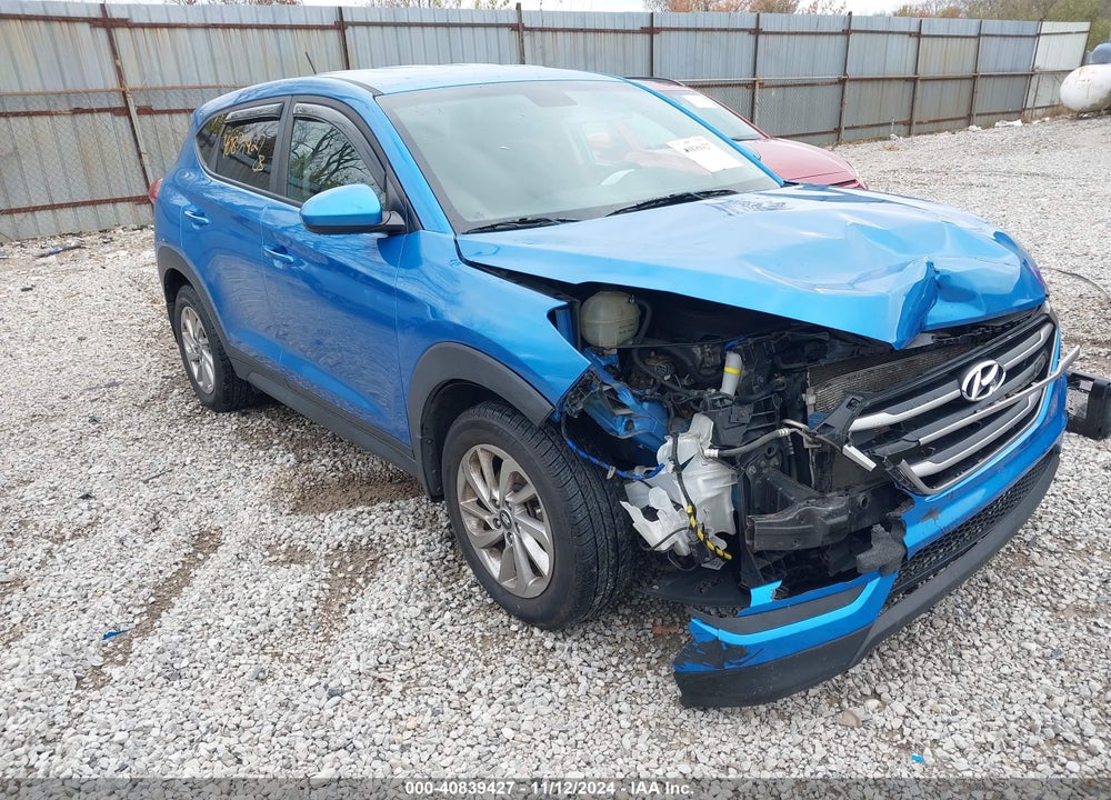 2017 HYUNDAI TUCSON SE VIN: KM8J23A41HU302852