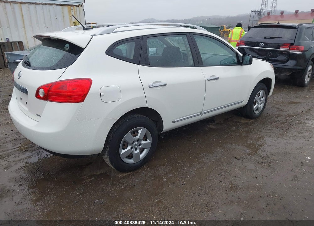 2015 NISSAN ROGUE SELECT S VIN: JN8AS5MV1FW751006