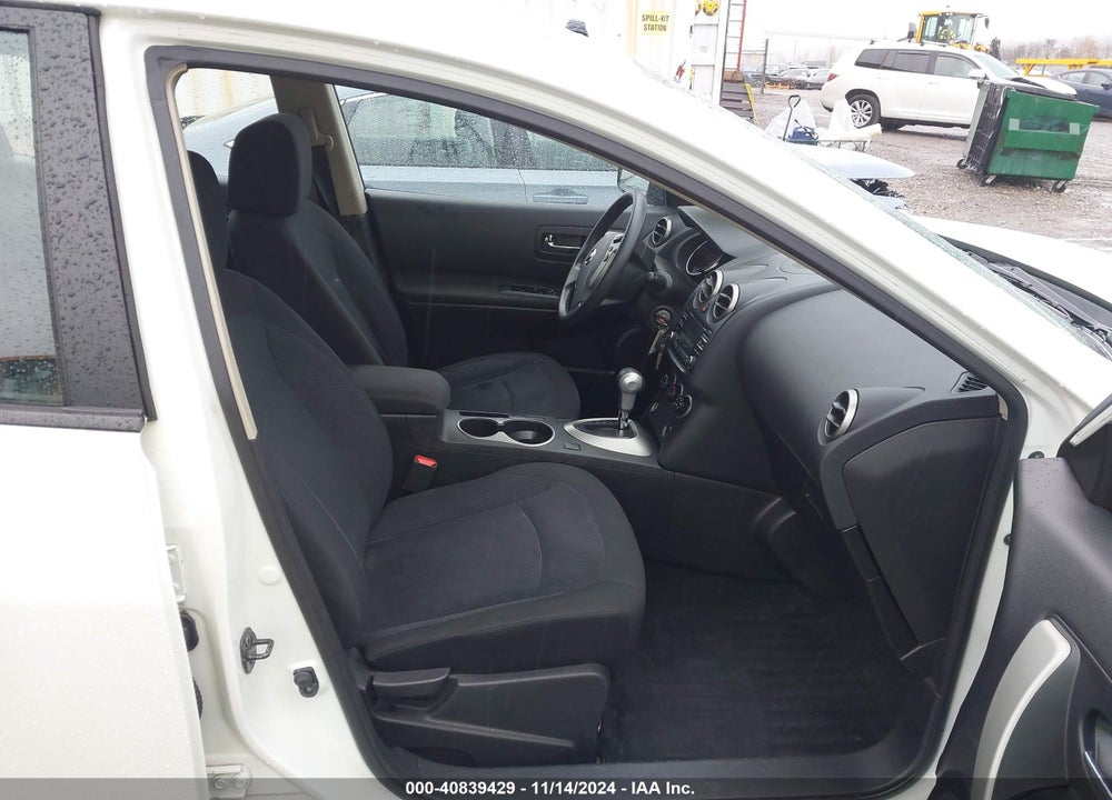 2015 NISSAN ROGUE SELECT S VIN: JN8AS5MV1FW751006