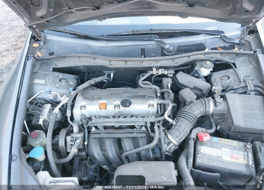 2010 HONDA ACCORD 2.4 LX VIN: 1HGCP2F37AA118940