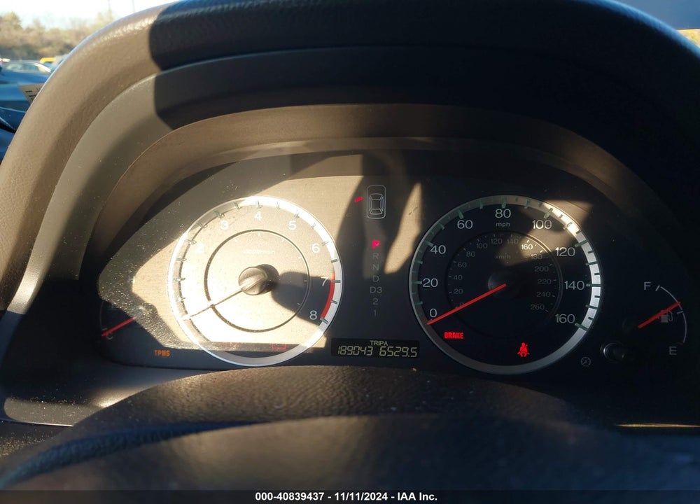 2010 HONDA ACCORD 2.4 LX VIN: 1HGCP2F37AA118940
