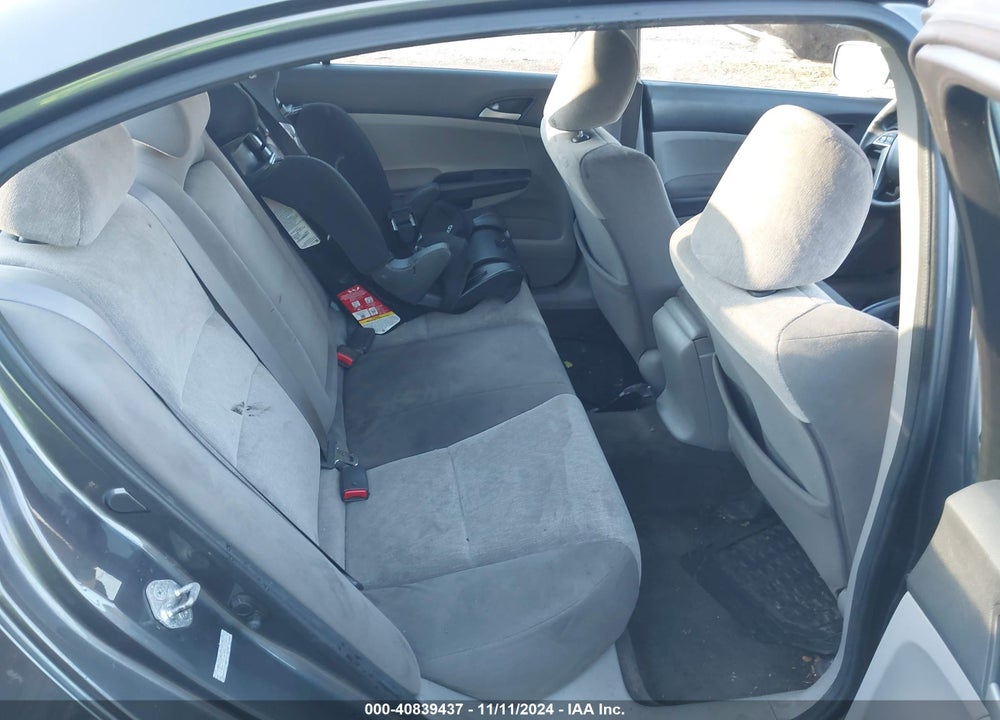 2010 HONDA ACCORD 2.4 LX VIN: 1HGCP2F37AA118940