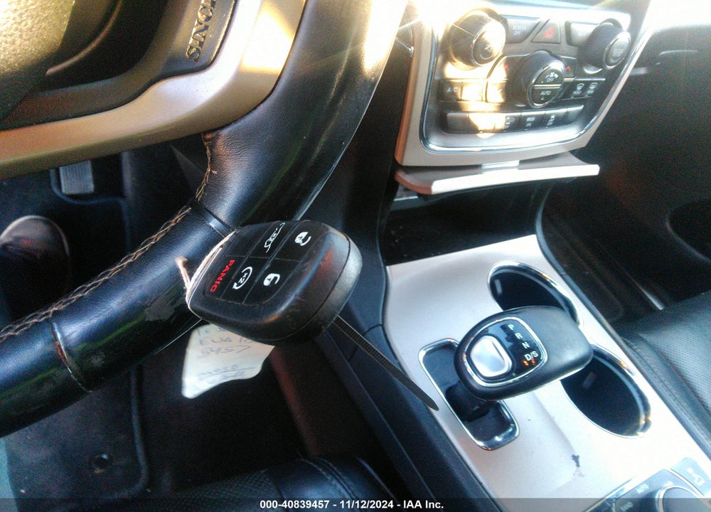 2015 JEEP GRAND CHEROKEE OVERLAND VIN: 1C4RJFCG2FC625457
