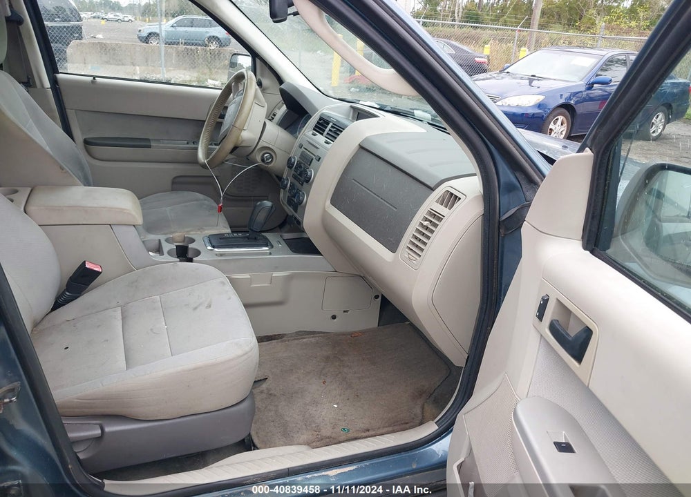 2011 FORD ESCAPE XLT VIN: 1FMCU9DG0BKB46236