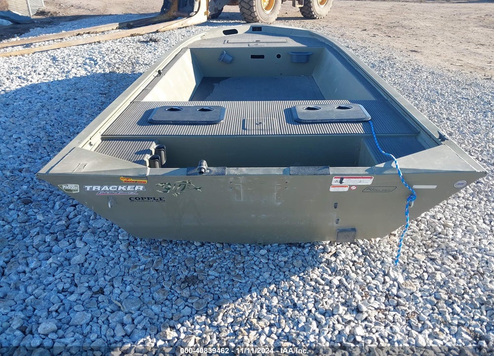2021 TRACKER MARINE 1648 MVX JON BOAT VIN: BUJ81279A121