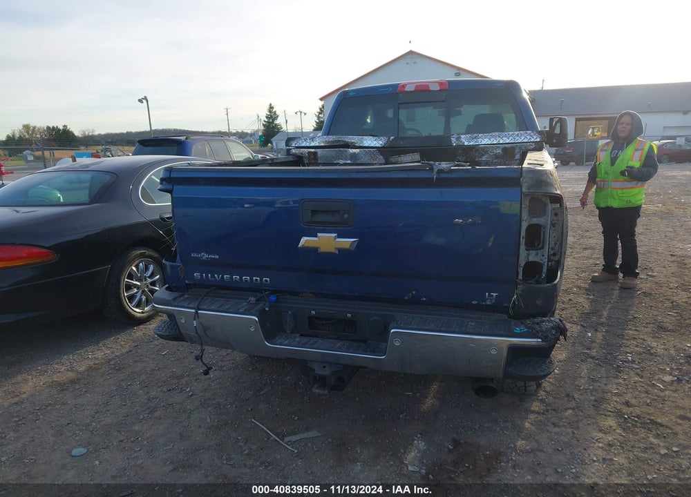 2015 CHEVROLET SILVERADO 2500HD LT VIN: 1GC2KVEG8FZ556678