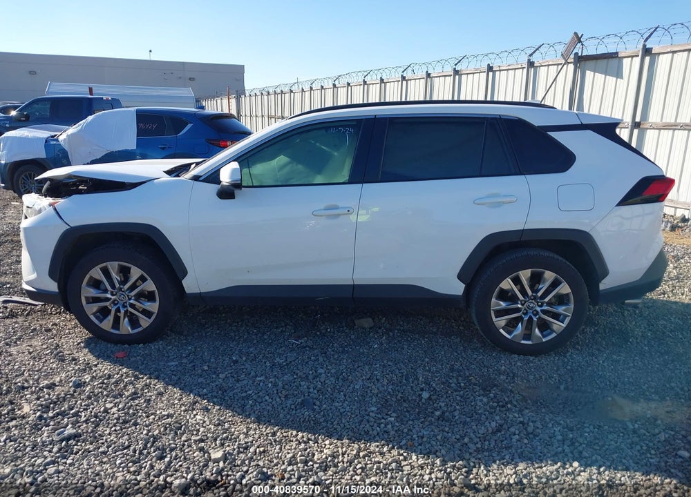 2019 TOYOTA RAV4 XLE PREMIUM VIN: 2T3C1RFV1KW016904