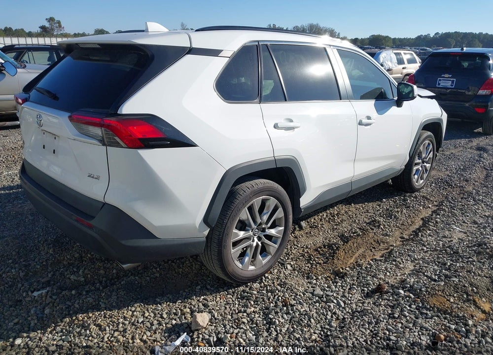 2019 TOYOTA RAV4 XLE PREMIUM VIN: 2T3C1RFV1KW016904
