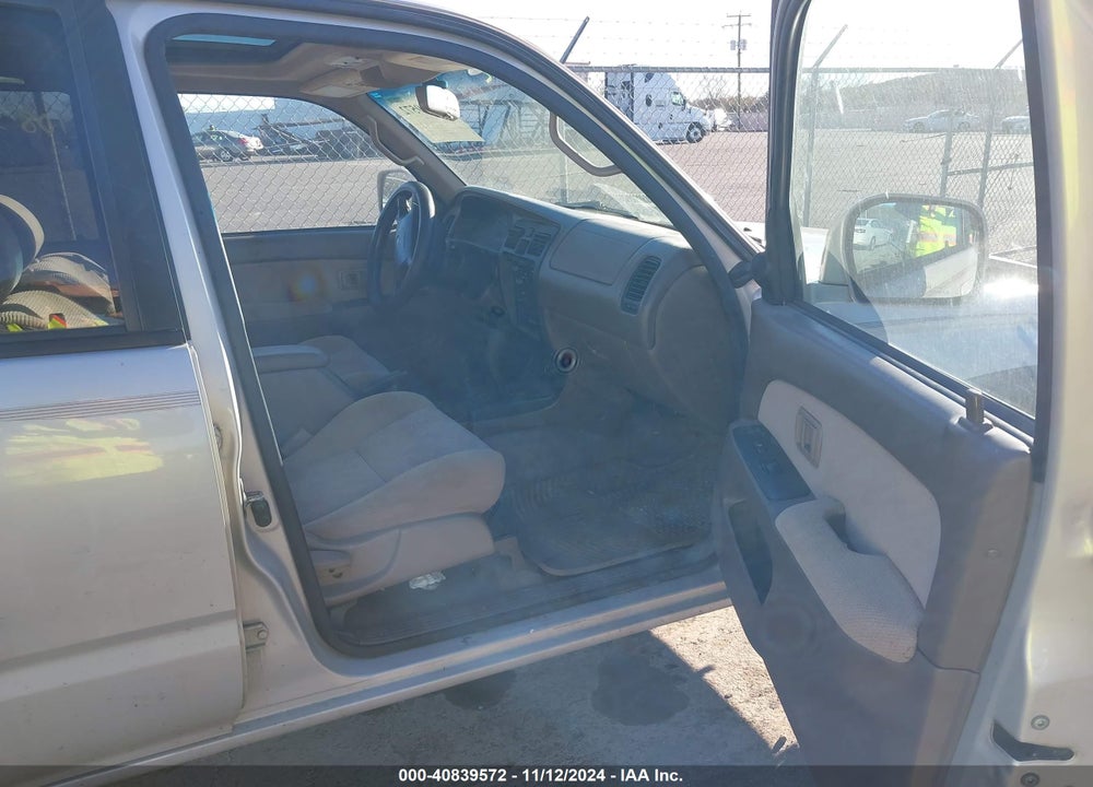 2000 TOYOTA 4RUNNER SR5 V6 VIN: JT3HN86R3Y0287519