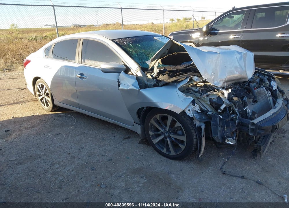 2017 NISSAN ALTIMA 2.5 SR VIN: 1N4AL3AP1HN322742
